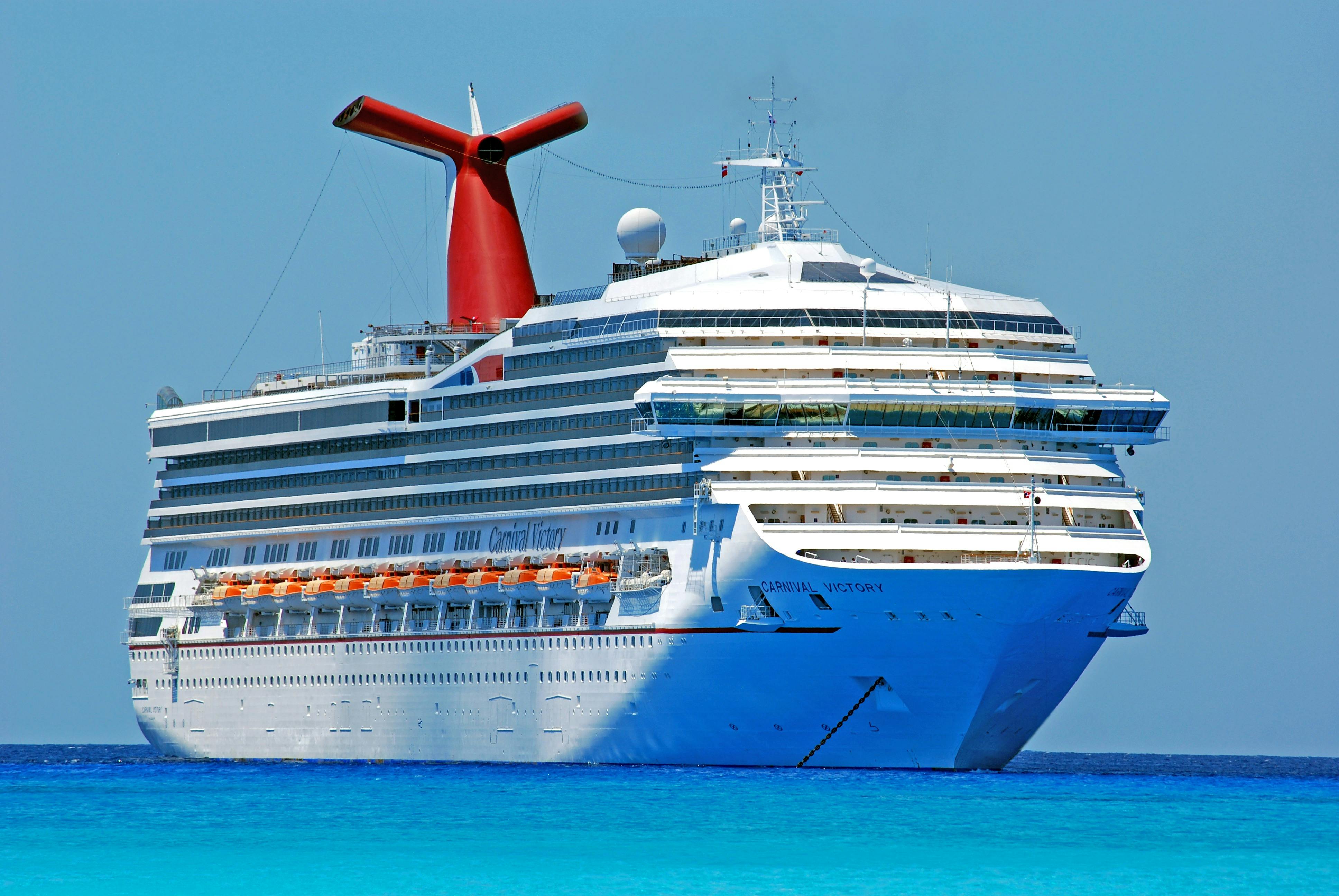 cruise-ships
